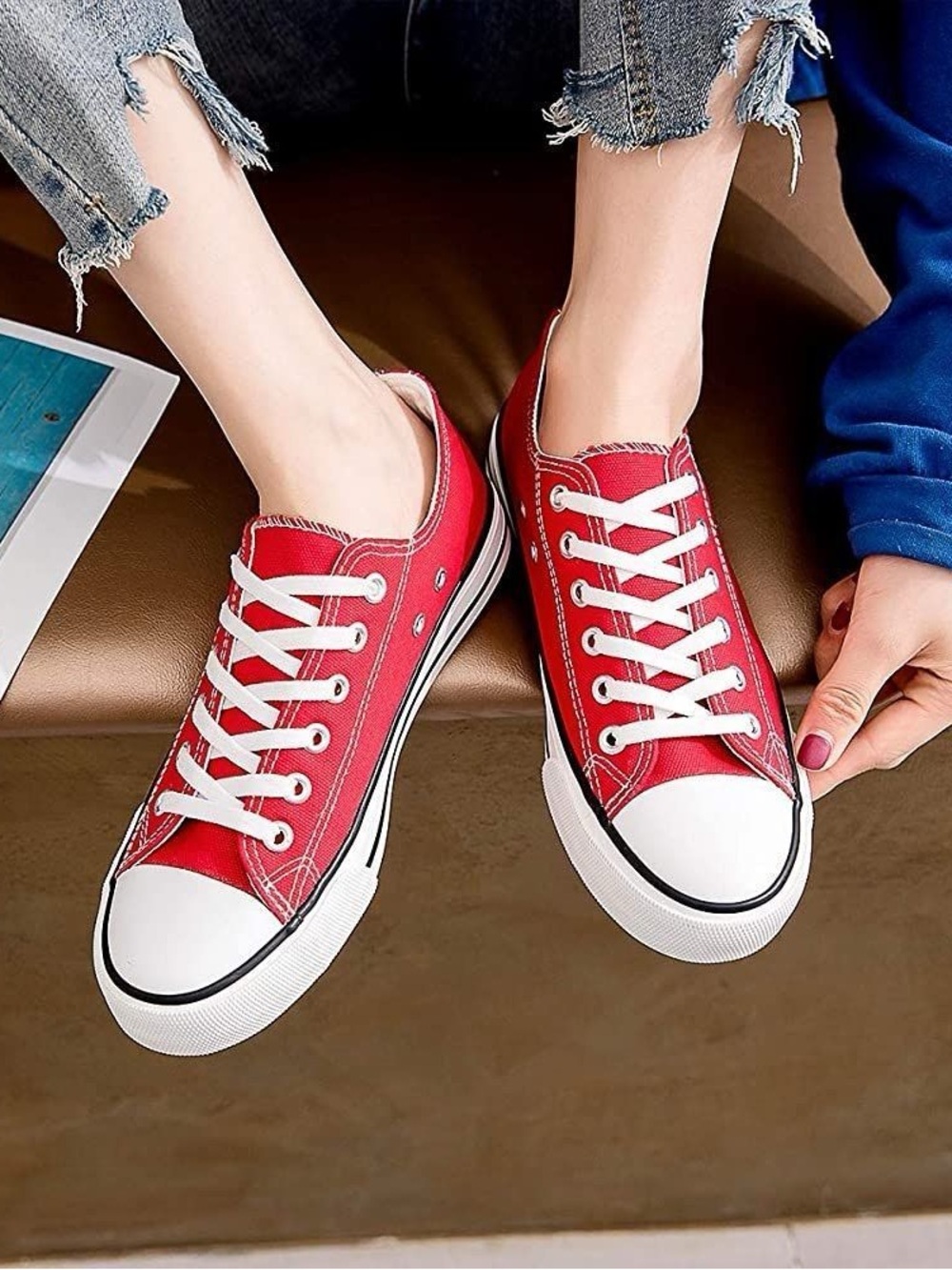 Oasis Women's Red Canvas Low-Top Sneakers Size 6 New